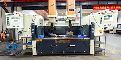 EDM machine for injection mold processing