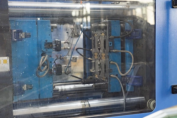 medical injection mold in injection molding service