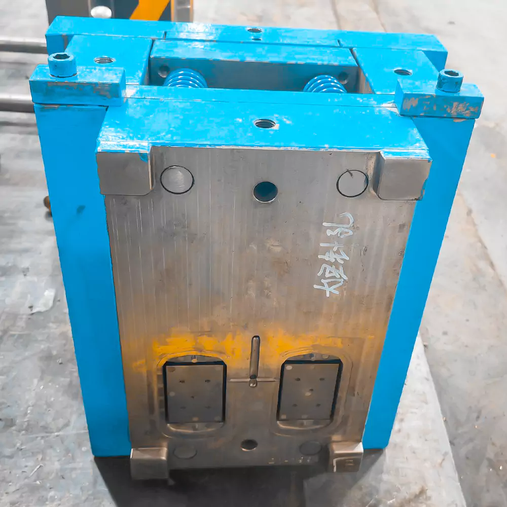 production tooling of mobile phone shell