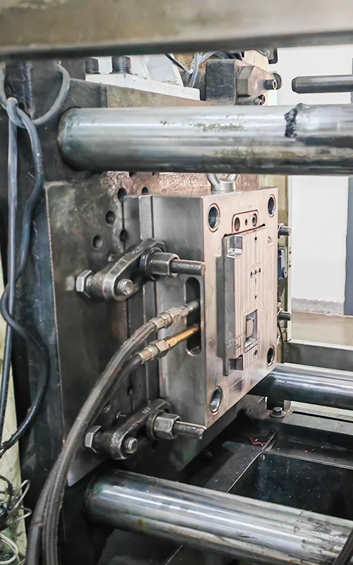 rapid tooling in the injection molding machine