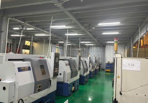 Precision CNC Machining MFG ()