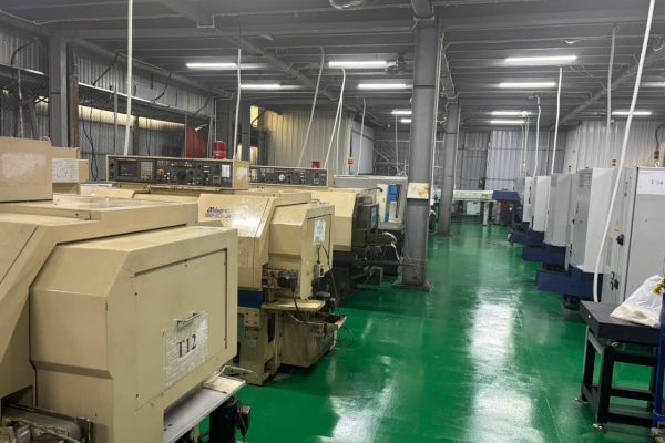 Precision CNC Machining MFG ()